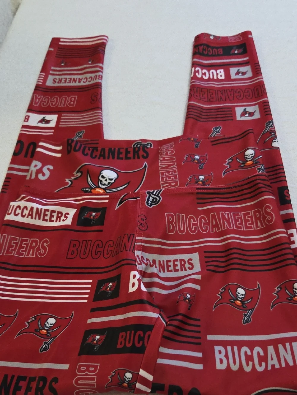 NFL TAMPA BAY BUCCANEERS LEGGINGS - Picture 3 of 5